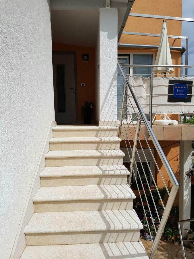 Apartment Lency Novigrad  Exterior photo